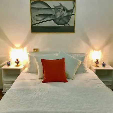 Palazzo Giorgi Nocleg ze śniadaniem 3*